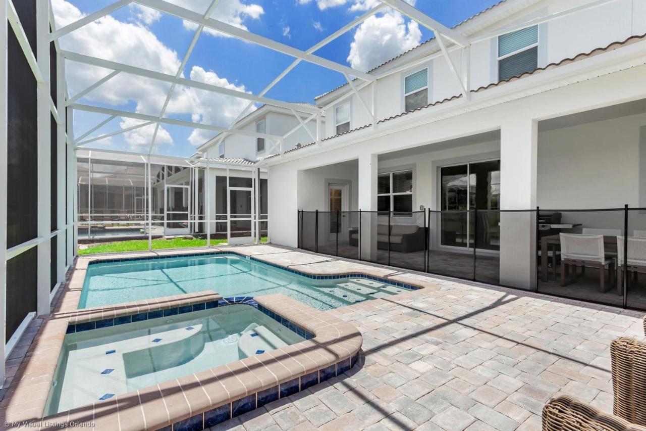 Contemporary Home W Private Pool& Spa Davenport Exterior foto